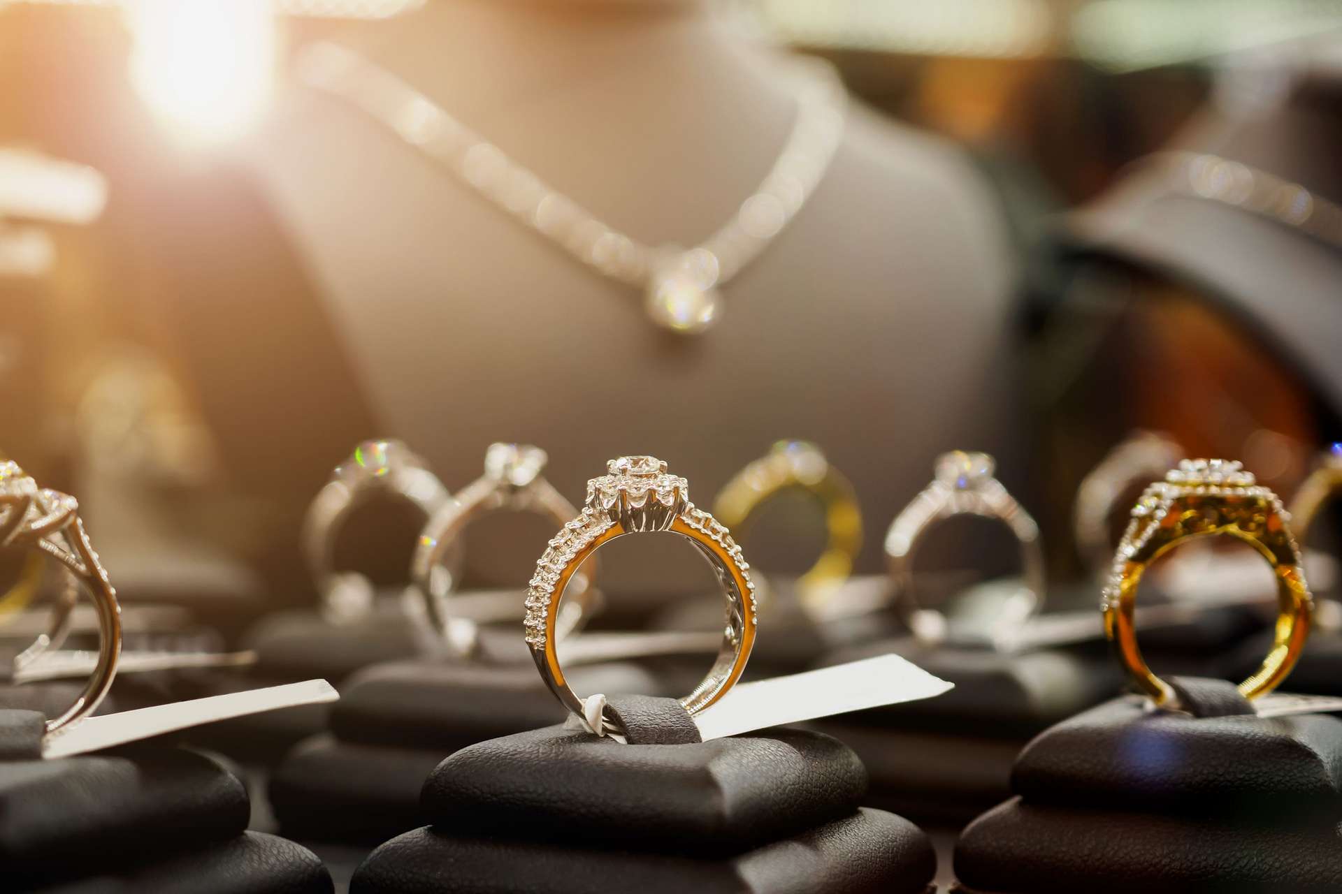 Anillos y alianzas